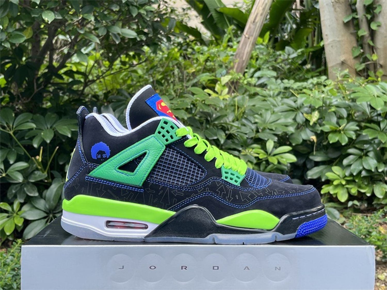 Jordan 4 Retro Doernbecher