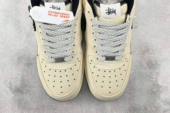 Nike Airforce 1 Low x Stussy 08
