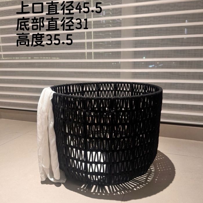 Хувцасны хар сагс