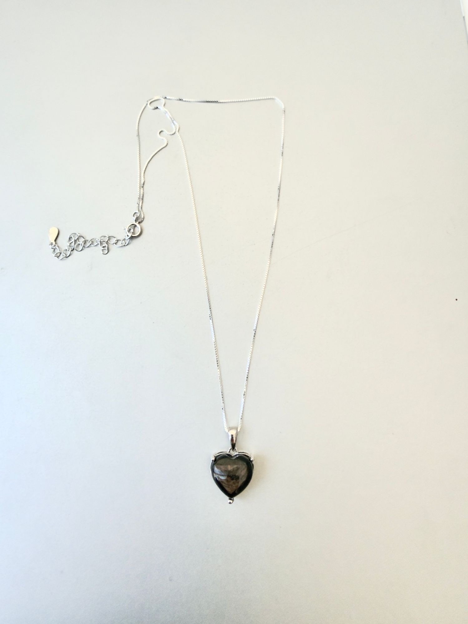 Алтан обсидиан, мөнгөн зүүлт