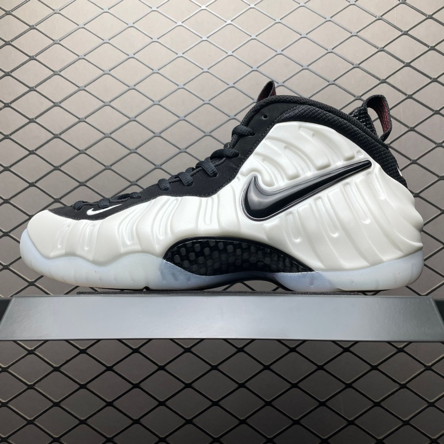 Nike Air Foamposite Pro Pearl White Black 