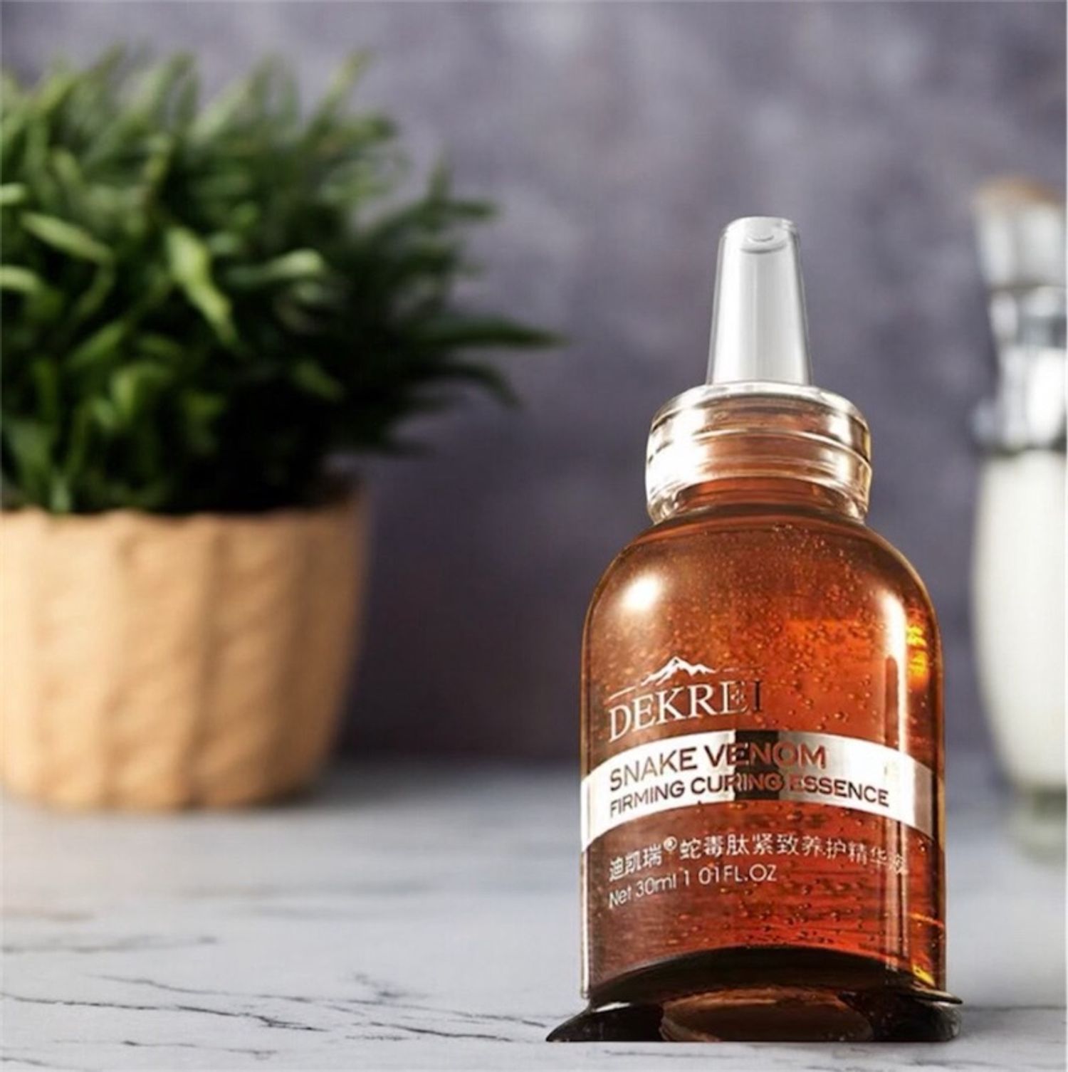 Snake Venom Firming Curing Essen