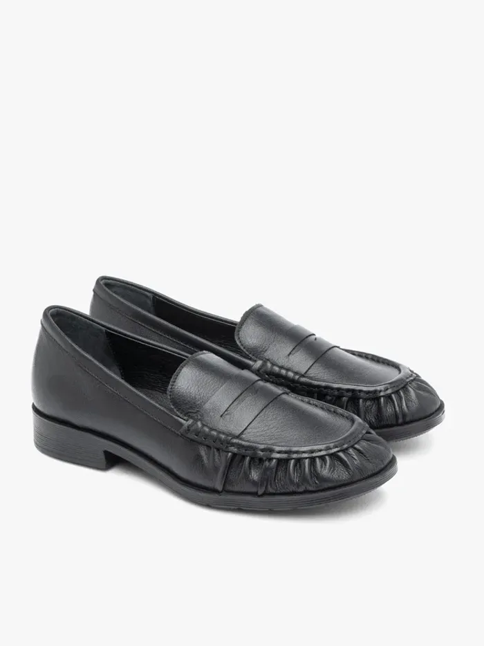  MOCCASINS