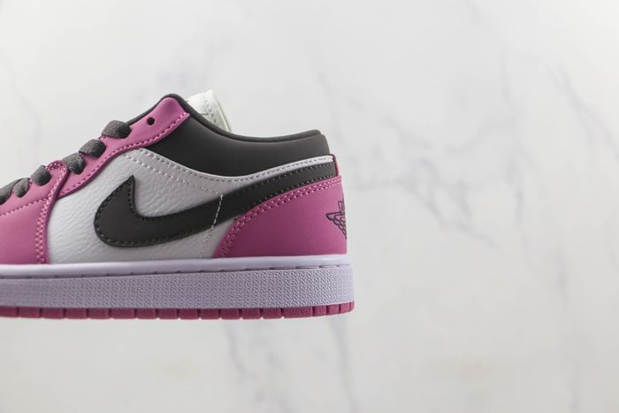 Air Jordan 1 Low 'Fierce Pink'