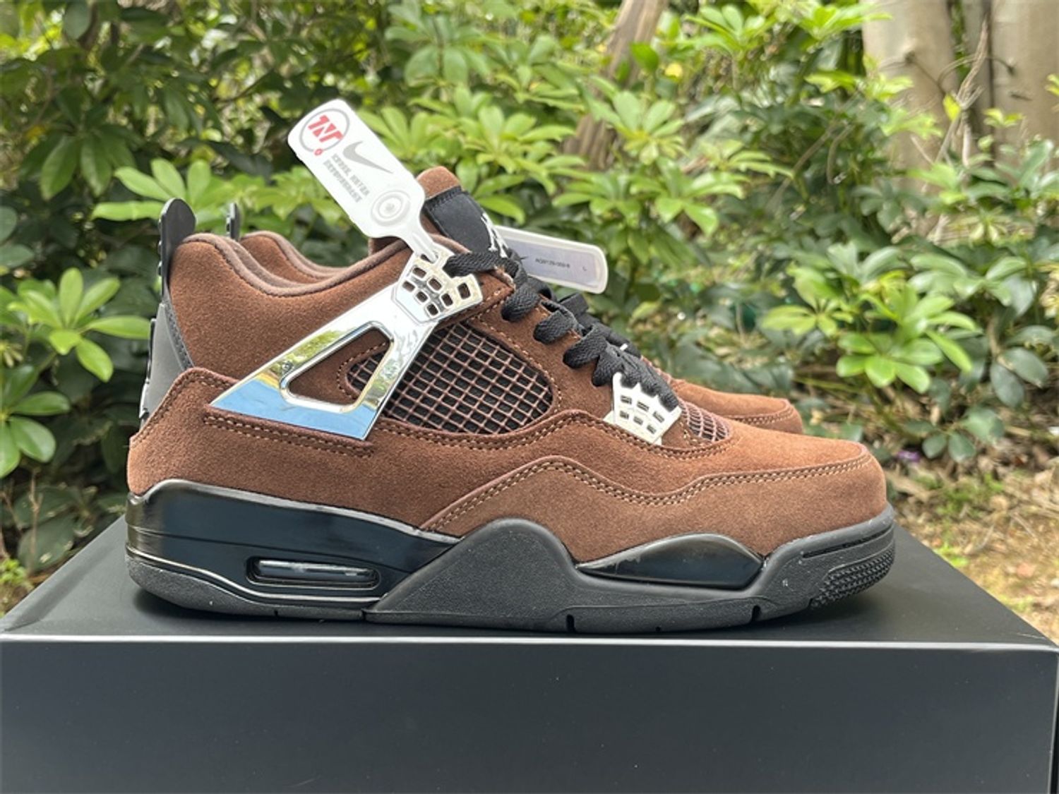 Metallic Mocha Air Jordan 4