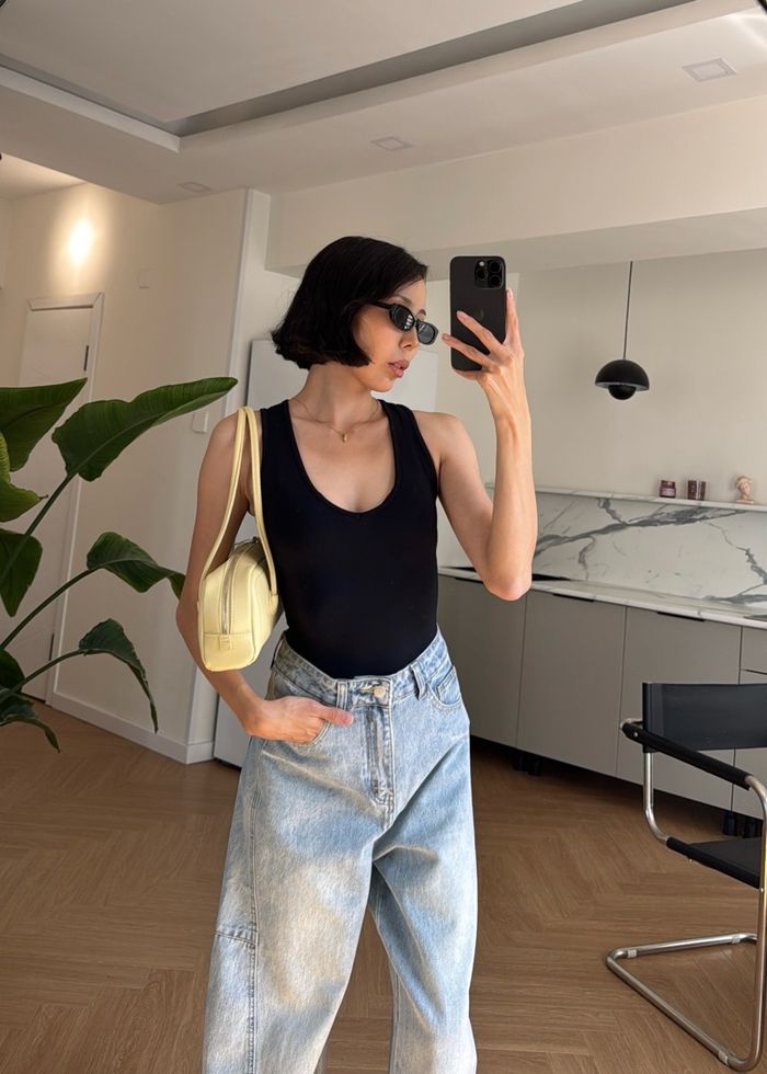 V Сamisole Top /Black/