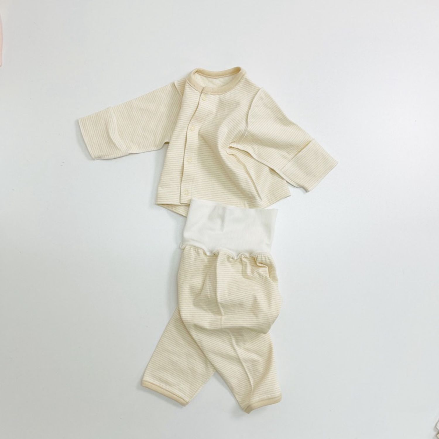 Эко цагаан хослол