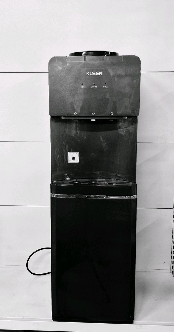 Халуун усны түгжигчтэй усны аппарат