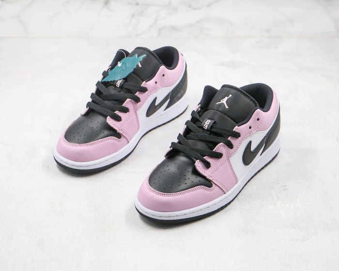 Jordan 1 Low Light Arctic Pink (GS)