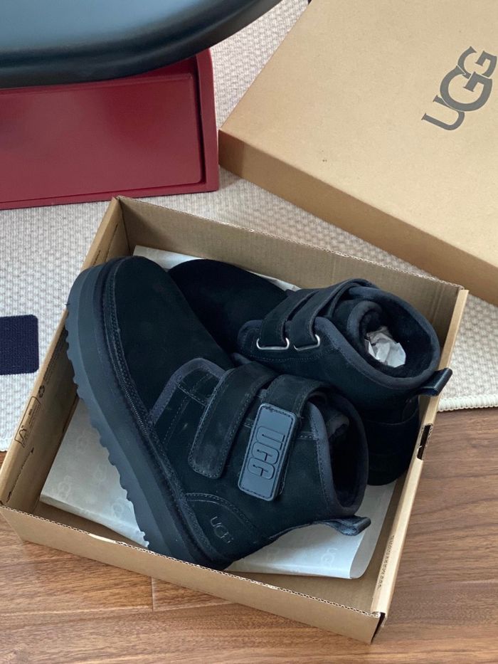 UGG Neumel Platform Boots
