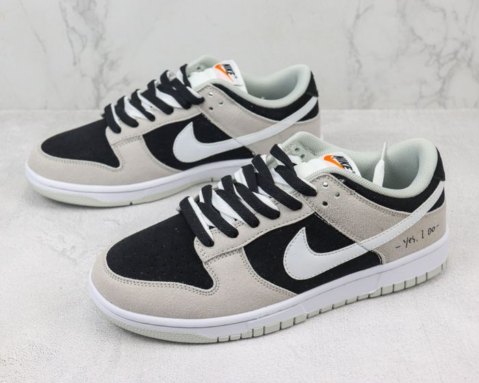 NK Dunk Low SE 85