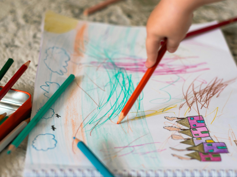 ӨНГИЙН харандаа