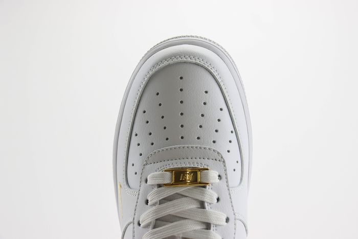WMNS Air Force 1 '07 Low Essential 