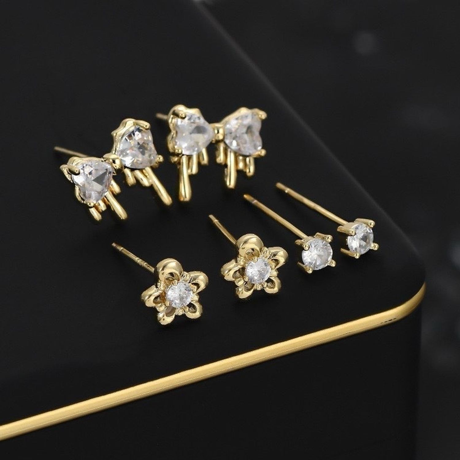 Гоёлын ээмэг  