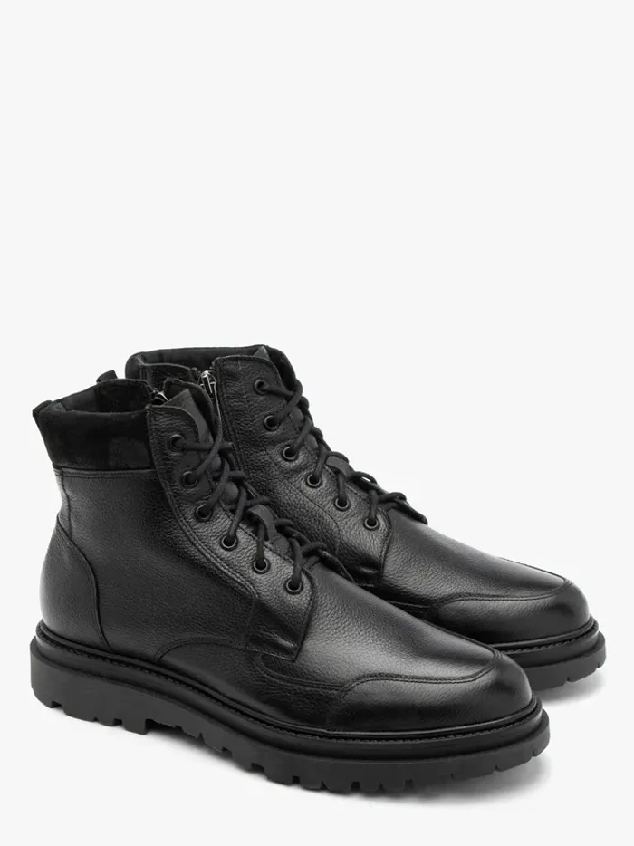 Chunky men’s winter boots with decorative upper