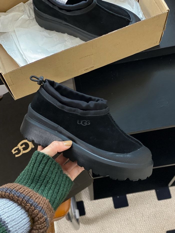 UGG Tasman Hybrid Slipper 2023