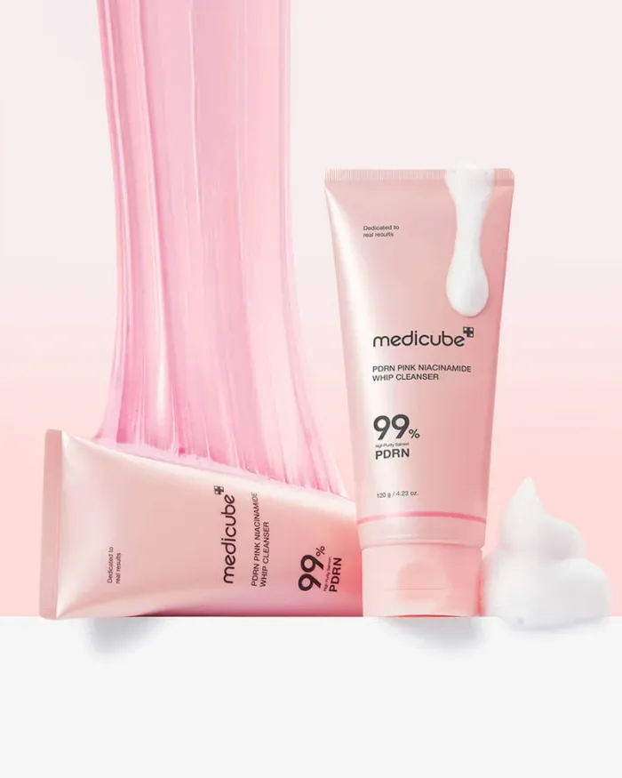 MEDICUBE PDRN Pink Niacinamide Whip Cleanser 120g