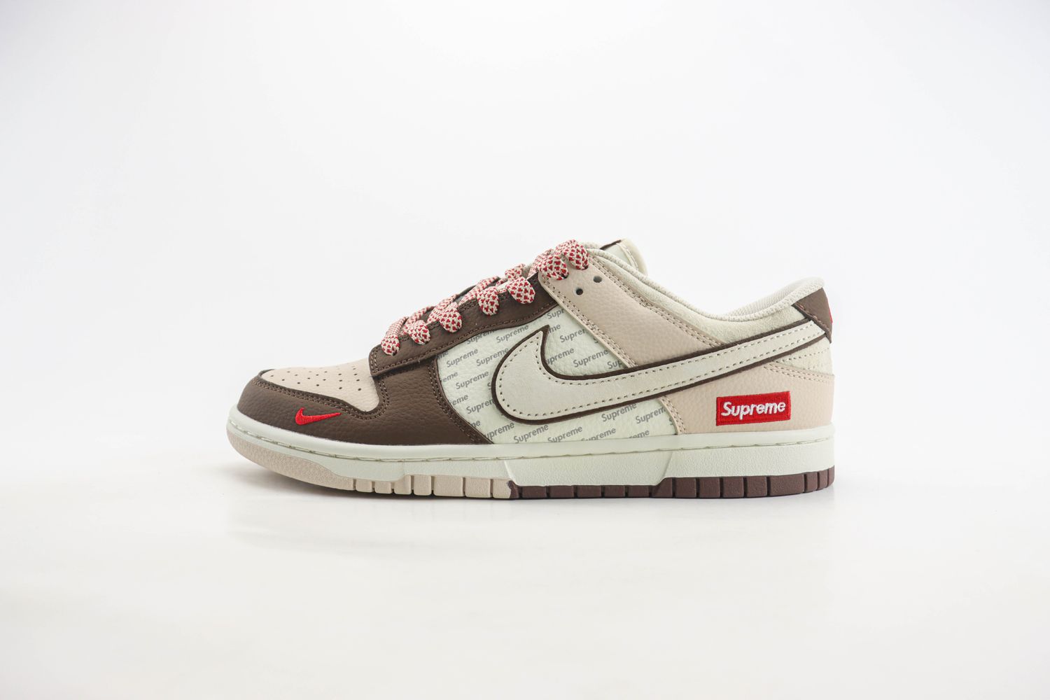 Nike SB Dunk Low x supreme 17 