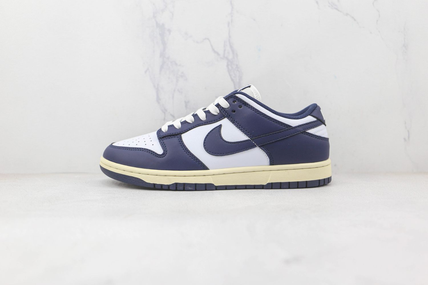 NIKE DUNK LOW "Aged Navy"