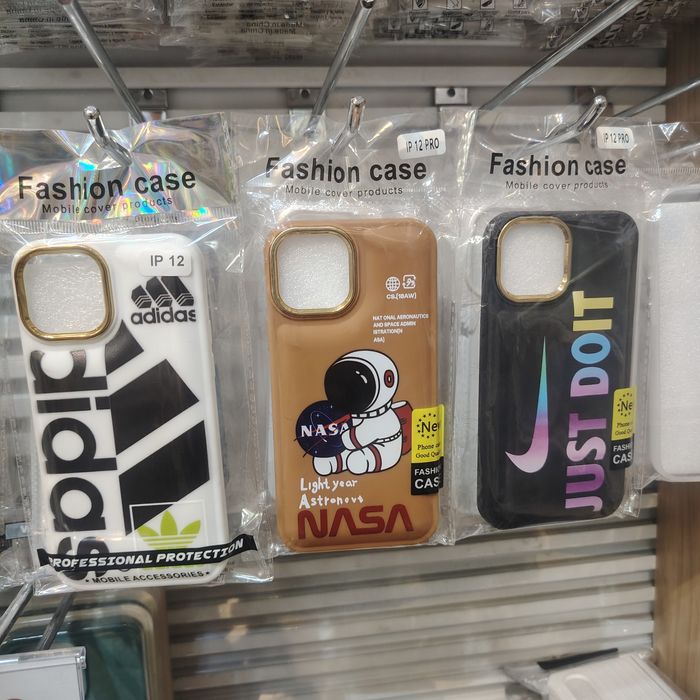 iPhone 12/12Pro Зурагтай Бөмбөгөр Кэйс 