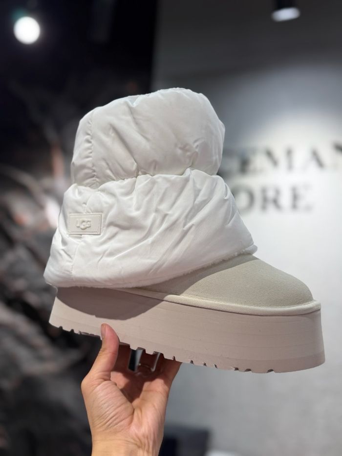 UGG Mini Dipper Buffer White