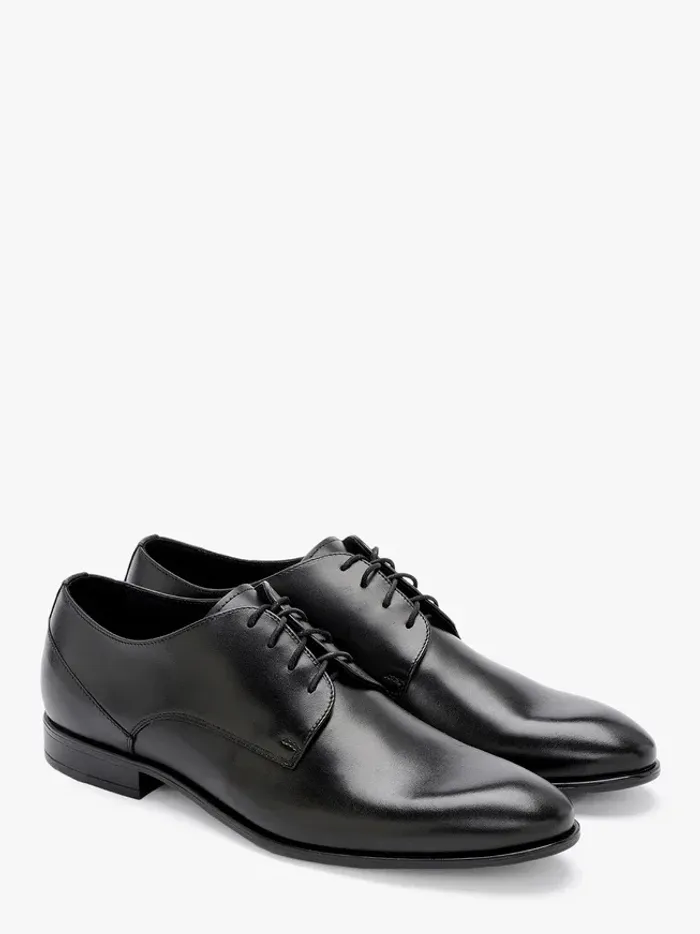 Black men’s shoes