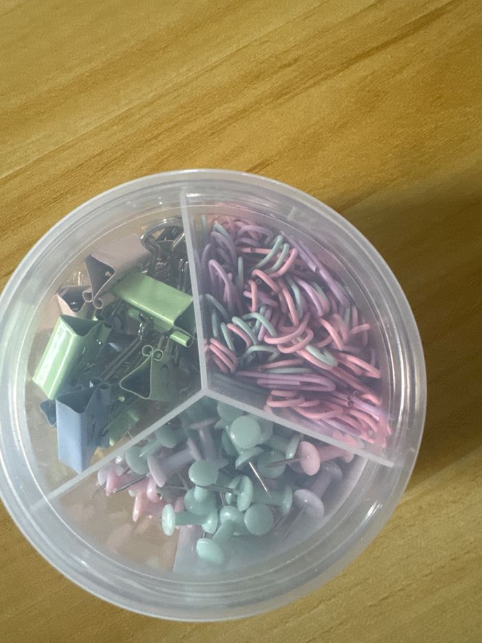 1827 - Stainery set 2276