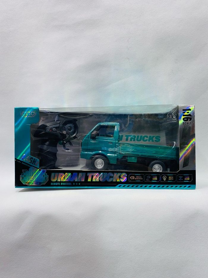 Ачааны удирдлагатай машин