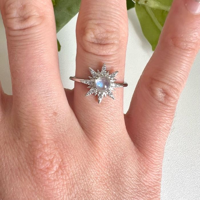 "Tara" саран чулуун бөгж