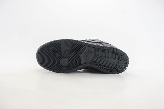 Nike Dunk Pro SB Low Triple Black