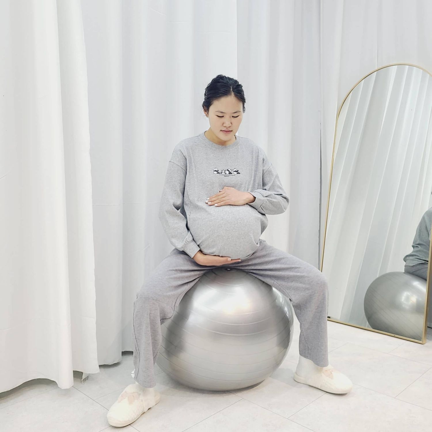 Жирэмсний бөмбөг 