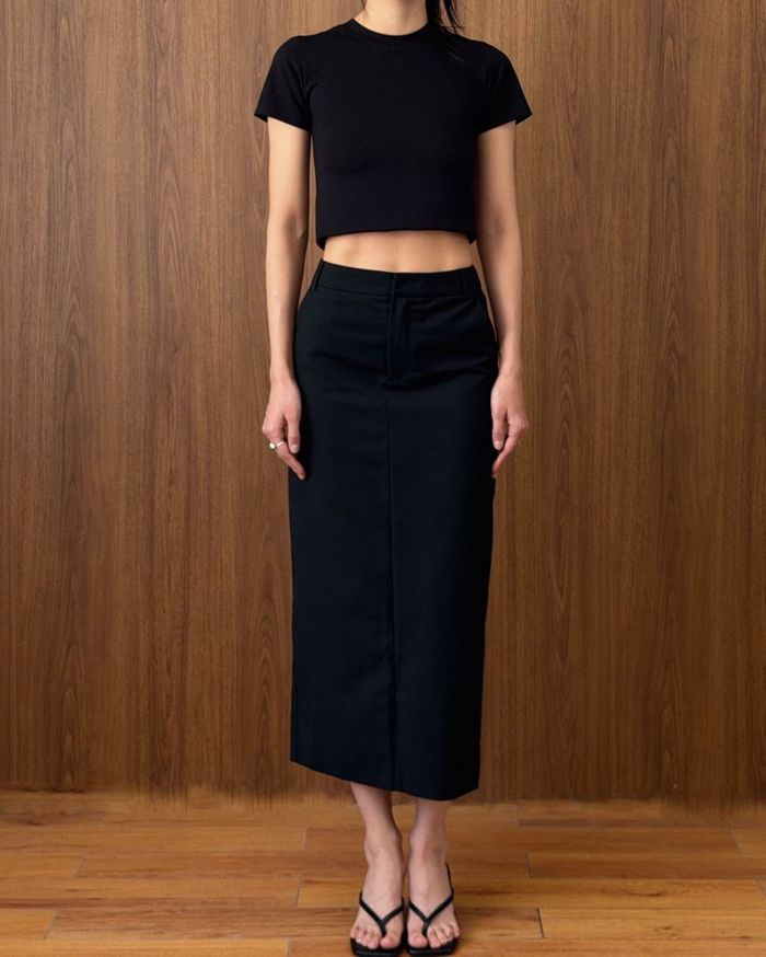 STRAIGHT-FIT MIDI SKIRT