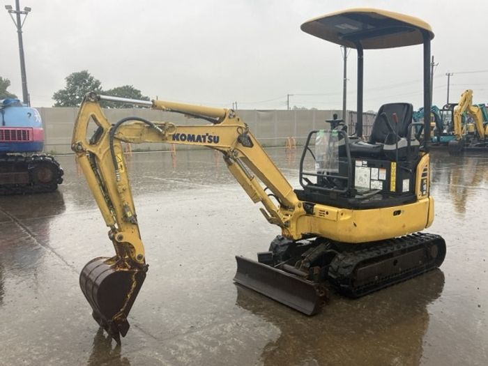 Komatsu pc18 excavator