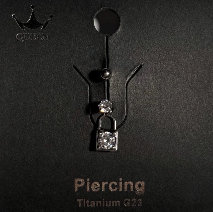 Мөгөөрсний ээмэг