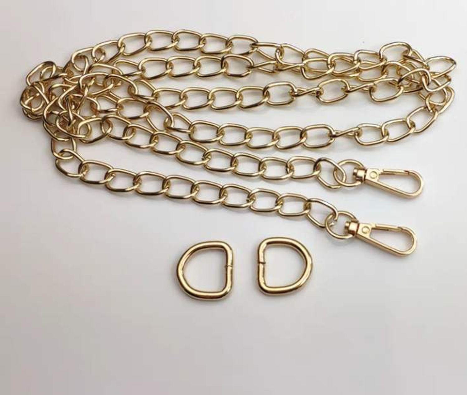 цүнхний оосор гинжин