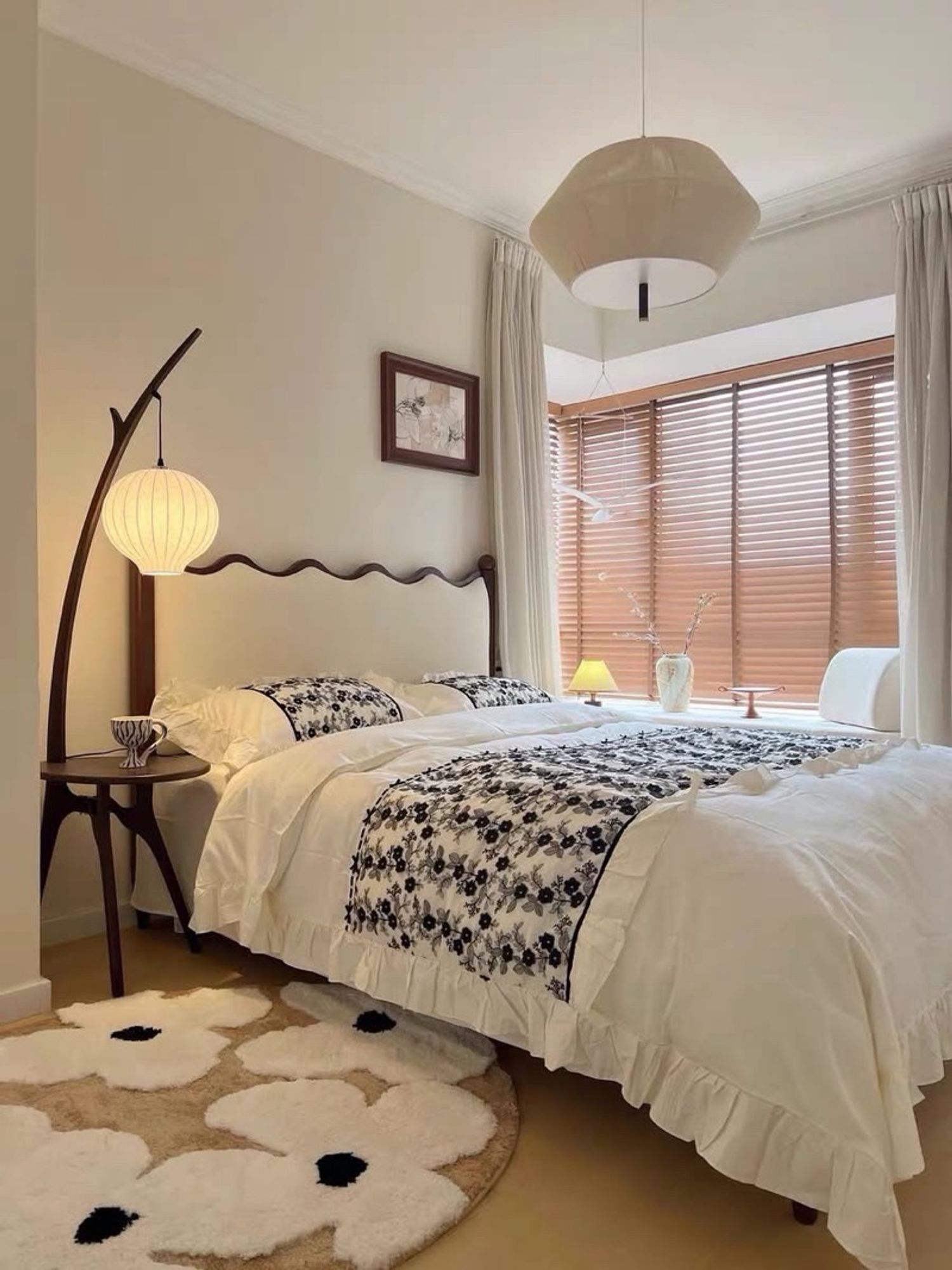 Цэцгэн хээтэй дэвсгэр