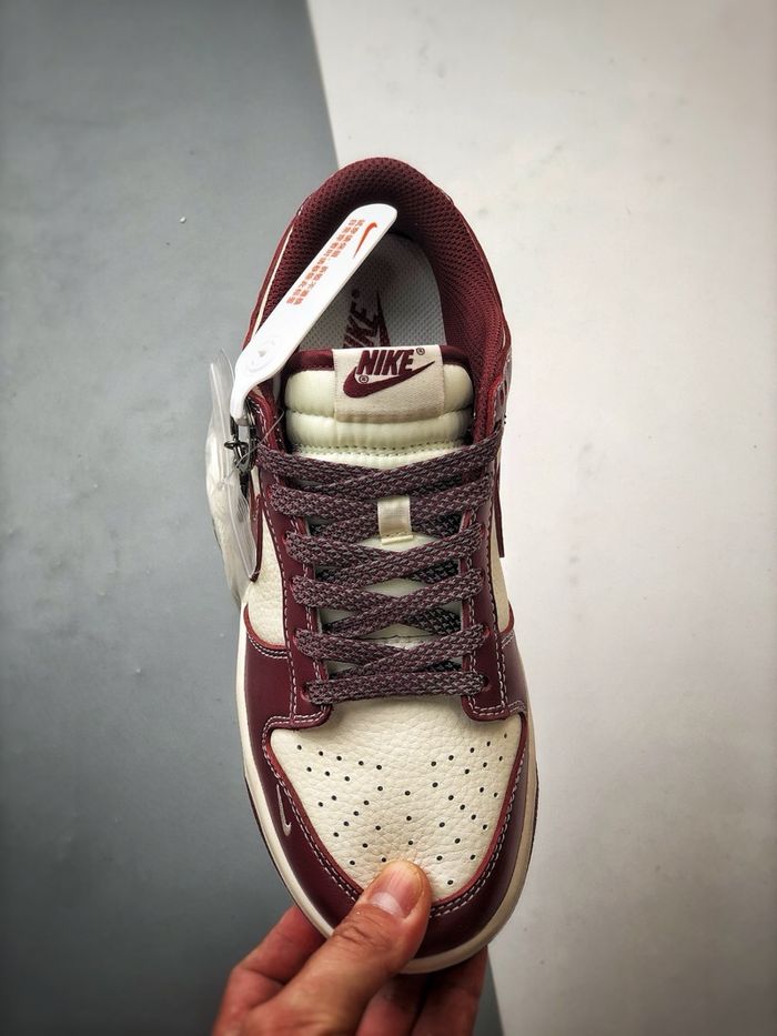 Dunk Low Retro "DIY”