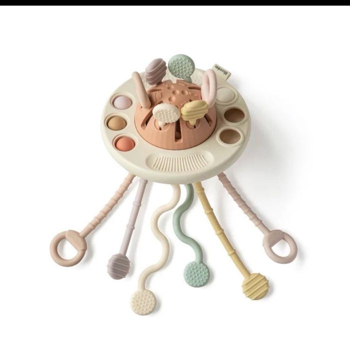 Moonkie pulling toy-Шаргал