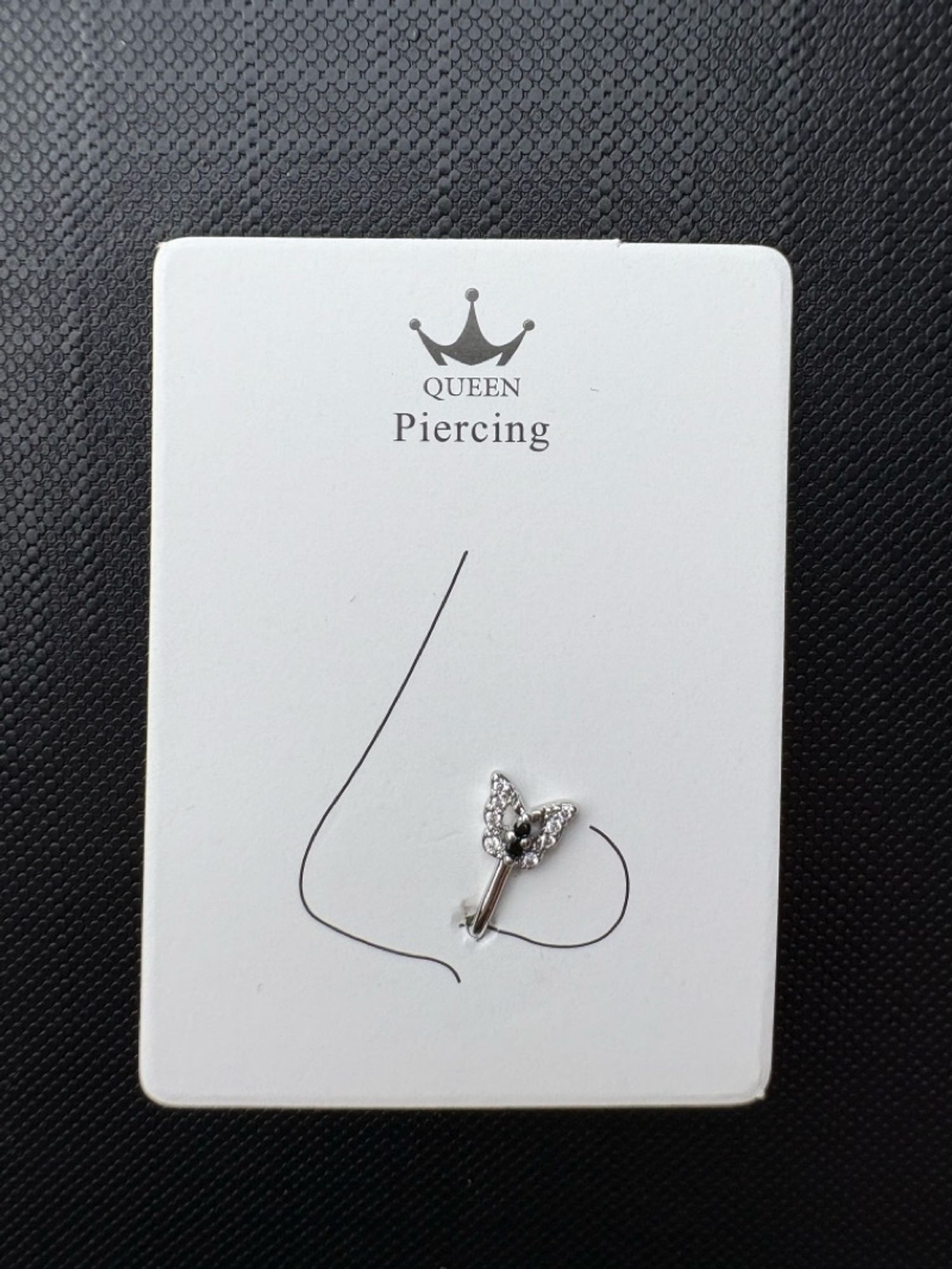 Хамрын хавчдаг ээмэг