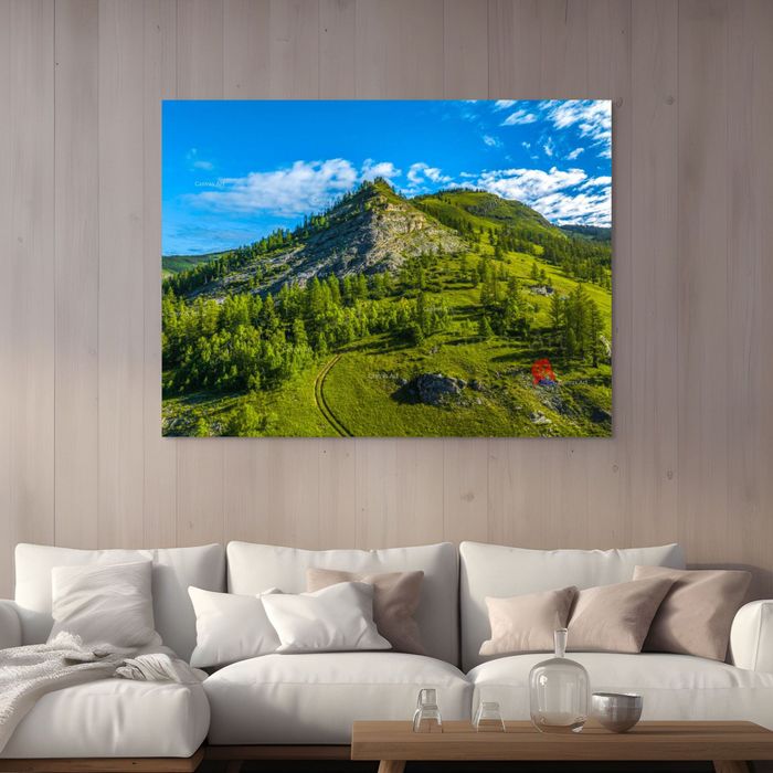 Даян дээрх хайрхан  