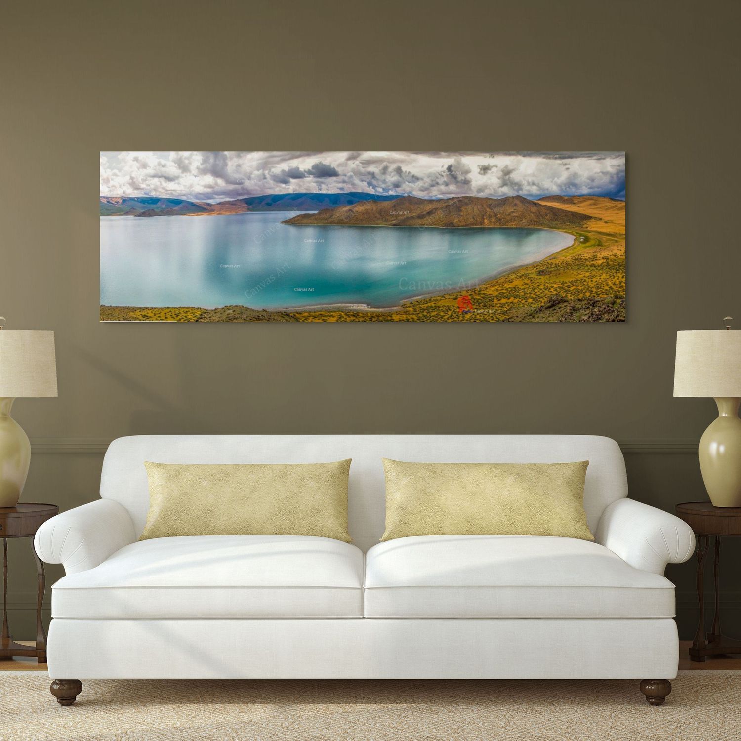 Улаагчны хар нуур  