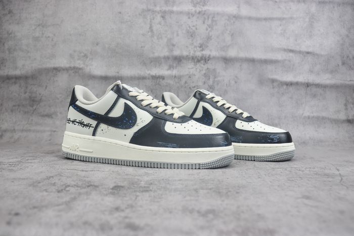 Nike Air Force 1 Low 357
