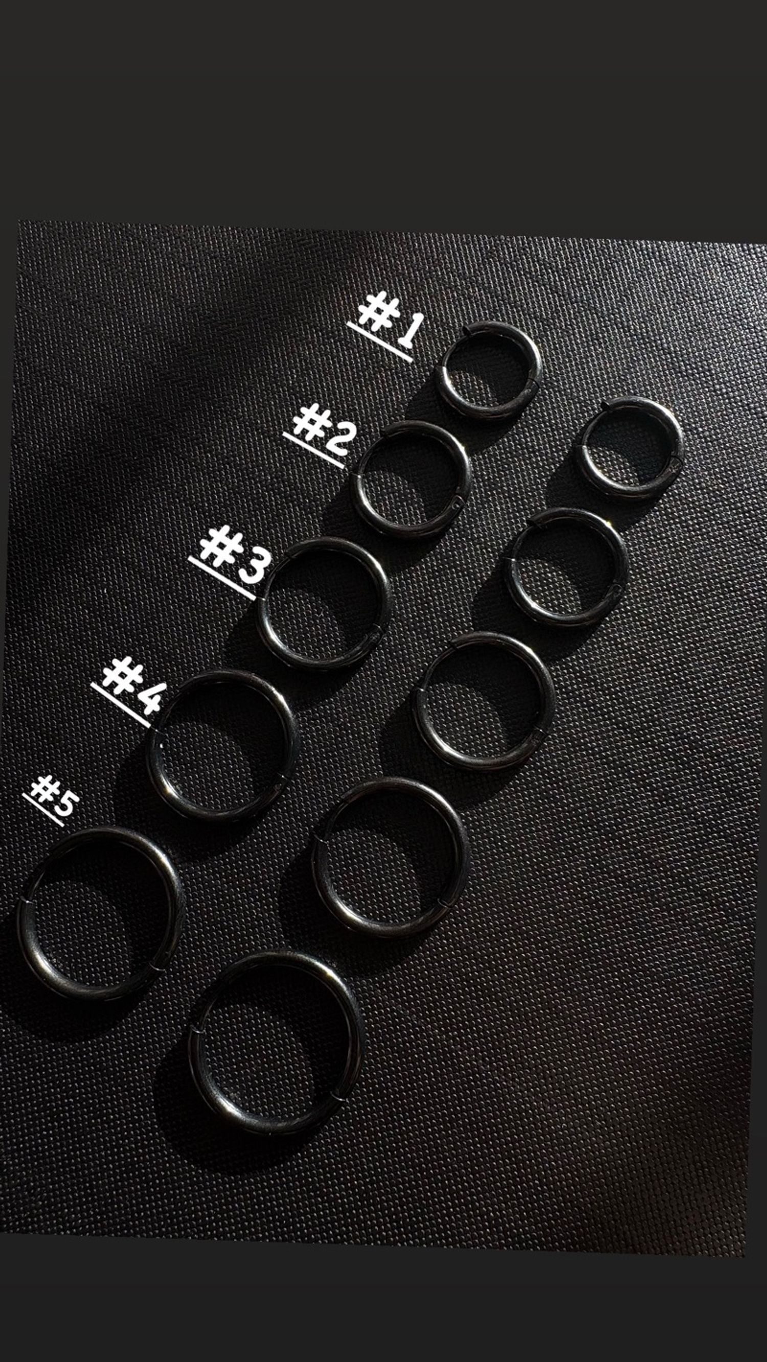 Эрэгтэй ээмэг