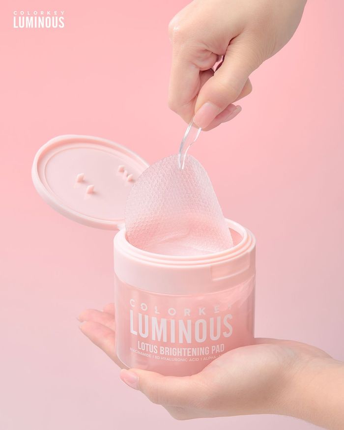 COLORKEY LUMINOUS Lotus Brightening Pad 210m