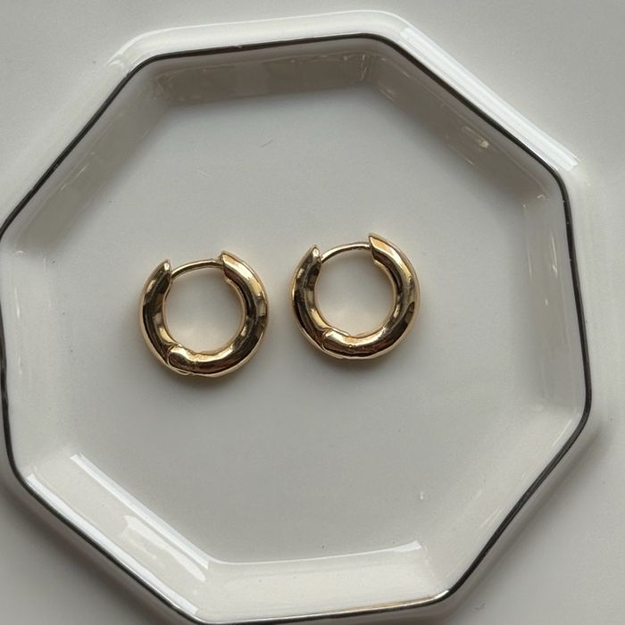 Hoops