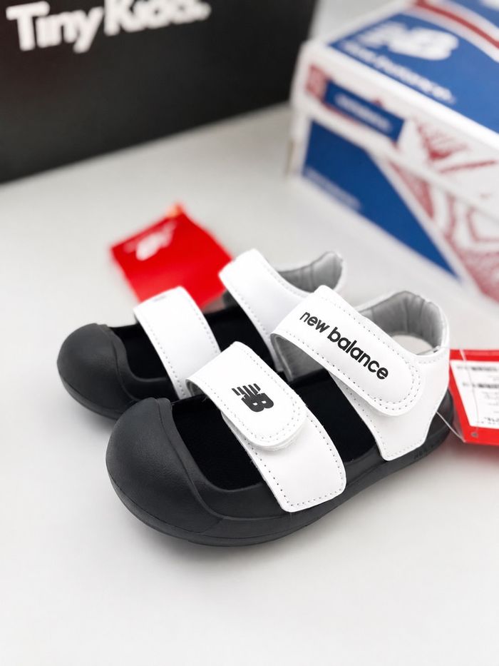 New Balance 809 Sandal White