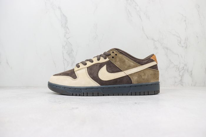 Otomo Katsuhiro x Nike SB Dunk Low Steamboy OST Brown
