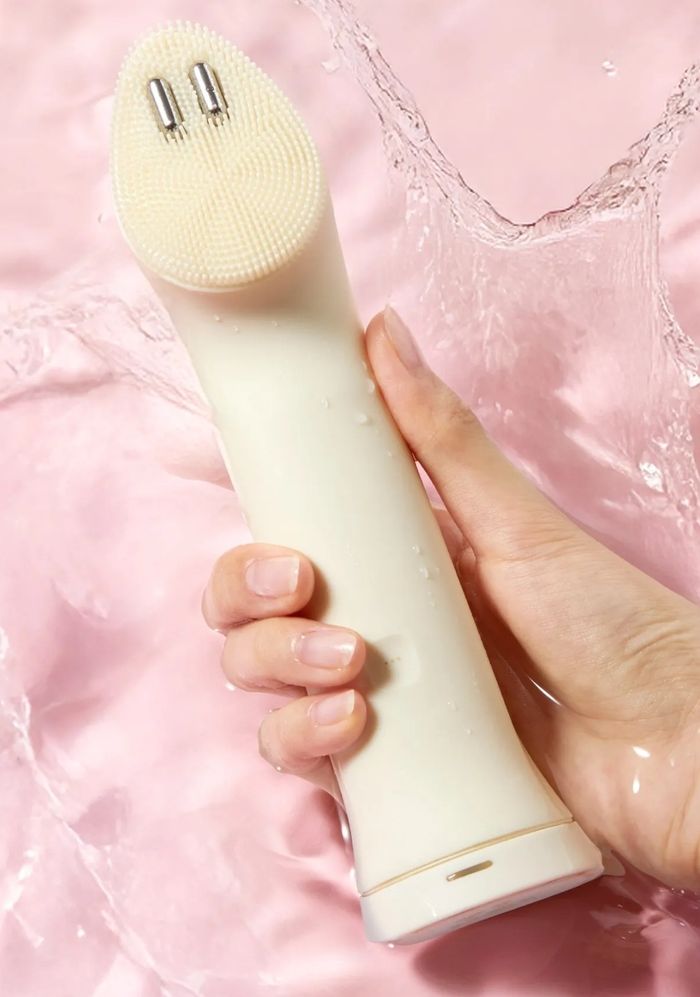 Medicube Booster cleanser + pro mini