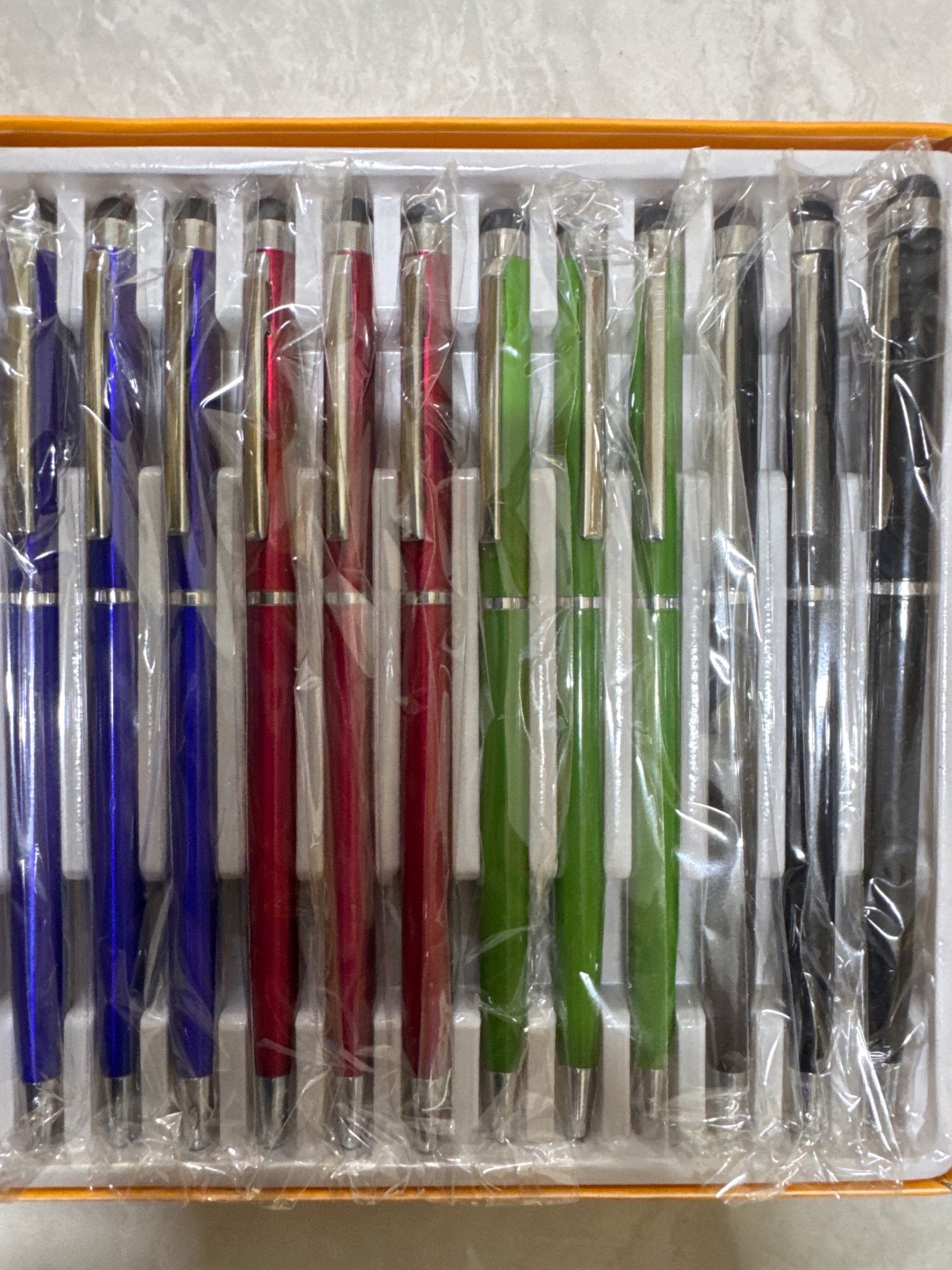 1906 - зөөлөвчтэй үзгэн бал 