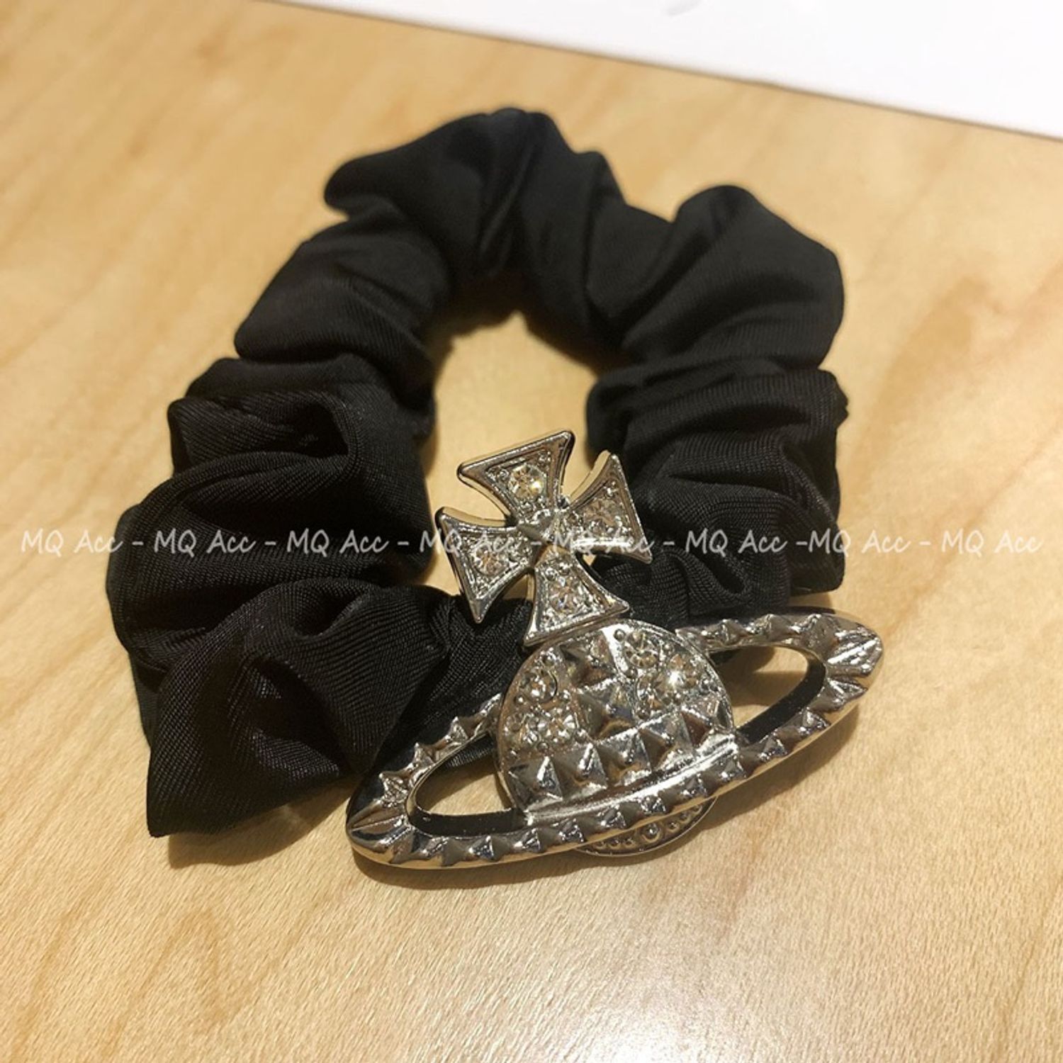 Үсний боолт